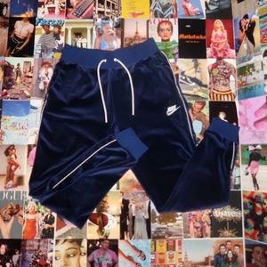 NIKE VELOUR SWEATS